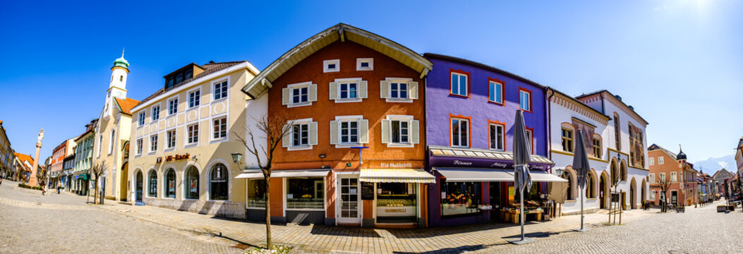 รูปภาพUpperbavaria เลือกดูภาพถ่ายสต็อก เวกเตอร์ และวิดีโอ634 Adobe