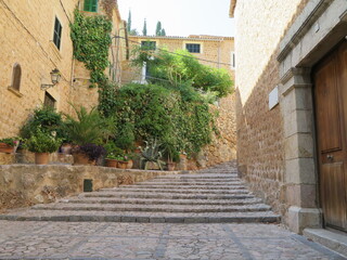 Fototapeta na wymiar steps in Fornalutx, Tramuntana Mountains, Mallorca, Spain, in the month of June