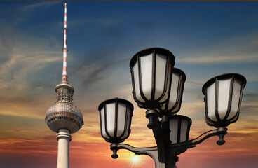 Fernsehturm Berlin am Abend
