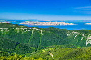 Obraz premium Croatia, Adriatic seascae, panorama of rocky desert of islands od Krk and Rab from Vratnik mountain 