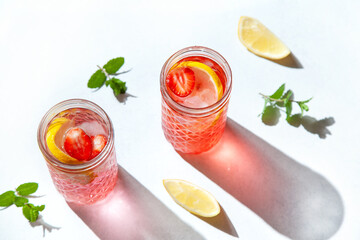 lemonade with strawberries and mint