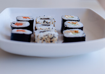 sushi, alimento, arroces, japonesa, peces, salmón, marisco, chapa, comida, maki, japón, blanco, cena, alga, epicúreo, wasabi, nori, cucumis sativus, cocina, crudo, tradicional, asia, restaurante, aisl