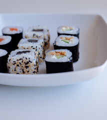 sushi, alimento, arroces, japonesa, peces, salmón, marisco, chapa, comida, maki, japón, blanco, cena, alga, epicúreo, wasabi, nori, cucumis sativus, cocina, crudo, tradicional, asia, restaurante, aisl