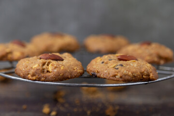 Almond Cookies
Placed on a metal grill