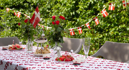 The traditional Danish student celebration - obrazy, fototapety, plakaty