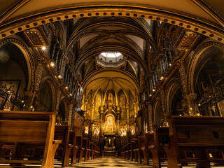 Fototapeta na wymiar Montserrat monastery, interior basilica.