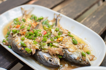 mackerel in spicy sauce, thai food