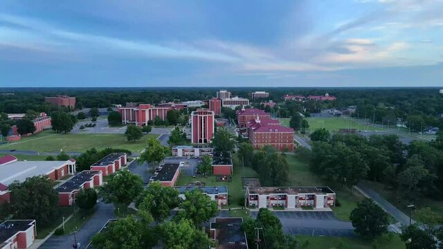 Drone Flyover Of Murray State University Campus In Murray Kentucky