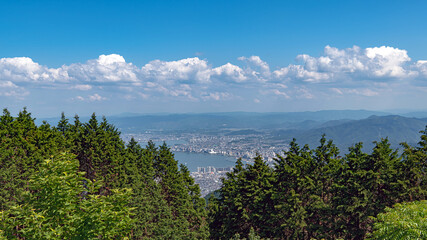 Fototapeta na wymiar 比叡山からの琵琶湖と大津市の眺望