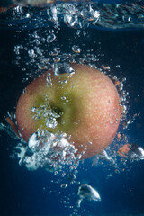 Fototapeta premium apple,water
