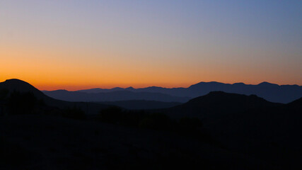 Obraz premium sunset over the mountains