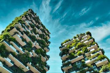 Abwaschbare Fototapete Milaan Vertical Forest (Bosco Verticale) Innovativer Gewächshaus-Wolkenkratzer, der das Engagement für eine nachhaltige Wirtschaft darstellt, entworfen von Boeri Studio