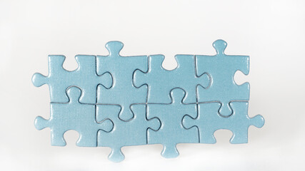 10 blaue Puzzleteile 