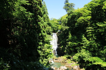 鳥海山　奈曽の白滝