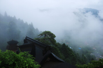 山形の梅雨　雨の山寺（立石寺）五大堂からの景色