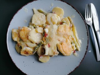 chicken with potatoes