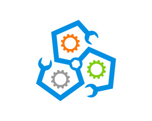 Pentagon wrench with gear