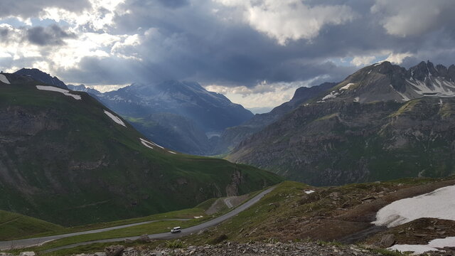 Lac du chevril dans les nuages, Tignes, Savoie