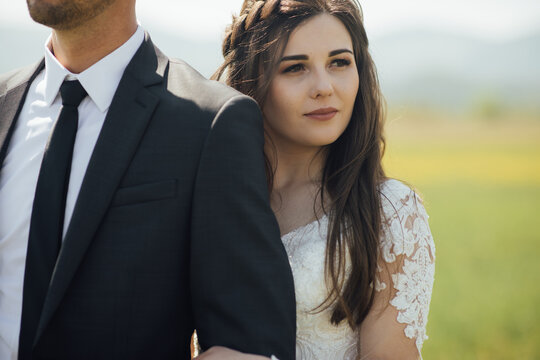 Emracing Bilder Durchsuchen 518 Archivfotos, und