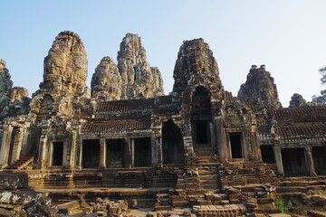カンボジア　世界遺産アンコール遺跡群　アンコールトムのバイヨン寺院