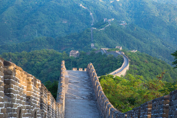 Fototapeta na wymiar The Mu Tianyu Great Wall in the mist in Beijing