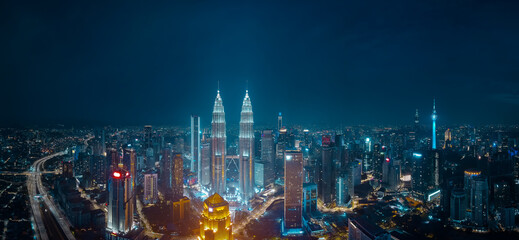 Fototapeta premium Kuala Lumpur city skyline