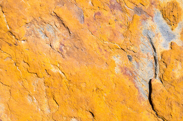 Rocher riche en détails.