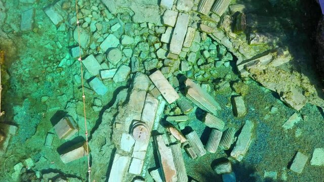 Cleopatra's Antique Pool - Pamukkale Turkey.