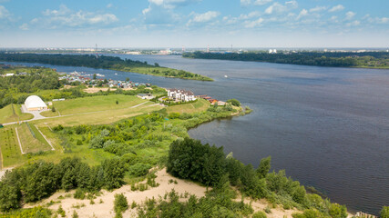 Fototapeta na wymiar view of the Volga river in Nizhny Novgorod
