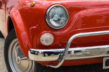 Fototapeta na wymiar vintage red car