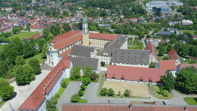 Aerial view, flight at Ochsenhausen monastery, with St. Georg monastery church, Ochsenhausen, Biberach district, Upper Swabia, Baden-W&uuml;rttemberg, Germany
