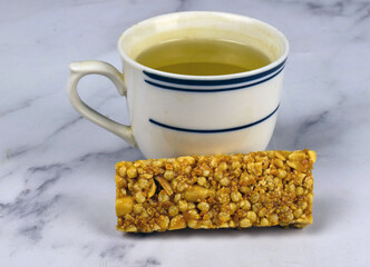 peanut butter granola bar