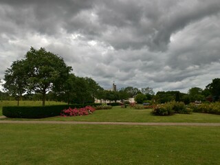 Metz - Parc de la Roseraie & Église Notre-Dame de la Confiance