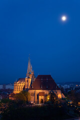 Fototapeta na wymiar Dom Erfurt mit St. Severi Kirche zur blauen Stunde