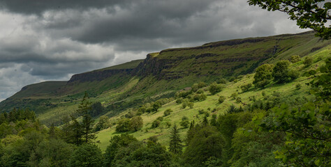 Fototapeta premium Glenariff mountain, Glenariff Forest Park, Causeway Coast, Northern Ireland