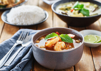 thai tom yum goong soup with shrimp in bowl