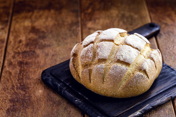 Broa is a type of corn and wheat bread traditionally made in Portugal, Galicia and Brazil. Flour is made from corn and wheat or rye, and yeast.