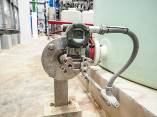 Level transmitter by pressure transmitter type was installed in power plant for monitor and control level tank.