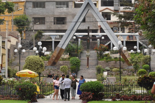 Paseo de la Fe, near the Plaza de Chosica