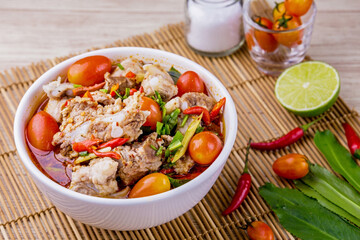 Hot and sour pork bone soup