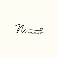 Obraz premium NC initials signature logo. Handwriting logo vector templates. Hand drawn Calligraphy lettering Vector illustration.