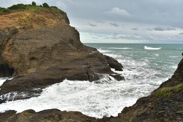 Piha beach coastal rock formation