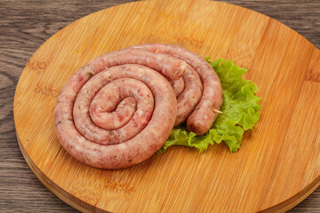 Raw sausage ring for grill