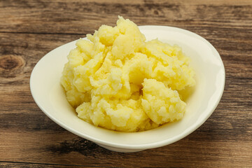 Mashed potato in the bowl