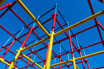 ジャングルジム