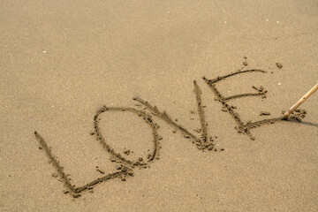 砂浜・波・LOVE
