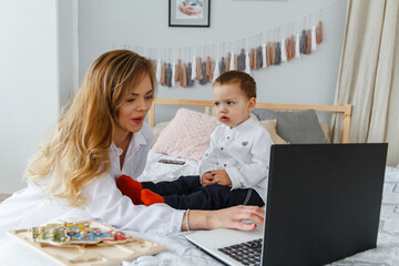 Mom and the kid with a laptop