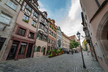 Obraz premium Idyllic View of Row Timber Framed Houses on Street, Weissgerbergasse in Nuremberg City, German, Bavaria, Franconia, Germany, Europe