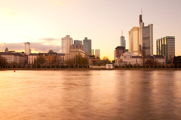 Fototapeta na wymiar City skyline and River Main, Frankfurt, Hesse, Germany