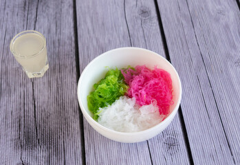 Thai Desserts and Salads 